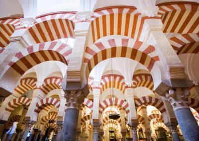 Archs. Mosque-Cathedral of Córdoba. ©Plataforma de Material Audiovisual de Turismo y Deporte de Andalucía.