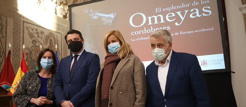 Conmemoramos en Córdoba el 20 aniversario de la exposición ‘El esplendor de los Omeyas’ con un nuevo catálogo